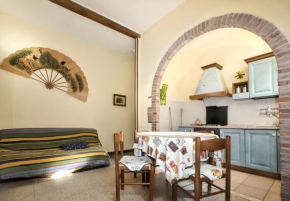 Charming Apartment in Massa Marittima, Shared Pool Massa Marittima